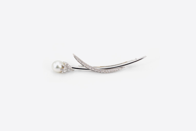 Alfiler de oro blanco de 18k. de segunda mano. Joyería de ocasión | ROYALHYSTERIA