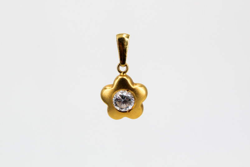 Colgante de oro de 18k. de segunda mano. Joyería de ocasión | ROYALHYSTERIA