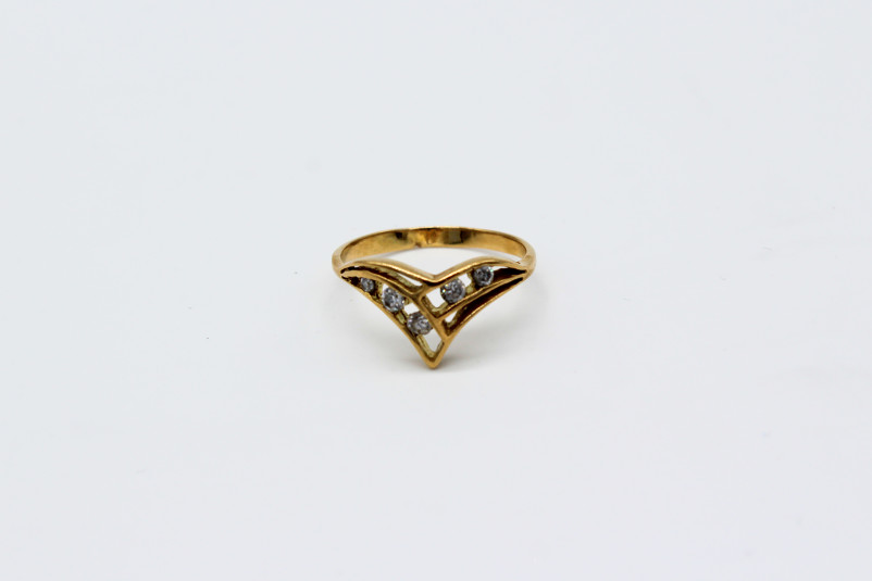 Anillo de oro de 18k. de segunda mano. Joyería de ocasión | ROYALHYSTERIA