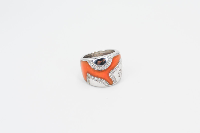 Anillo de oro blanco de 18k con diamantes. de segunda mano. Joyería de ocasión | ROYALHYSTERIA