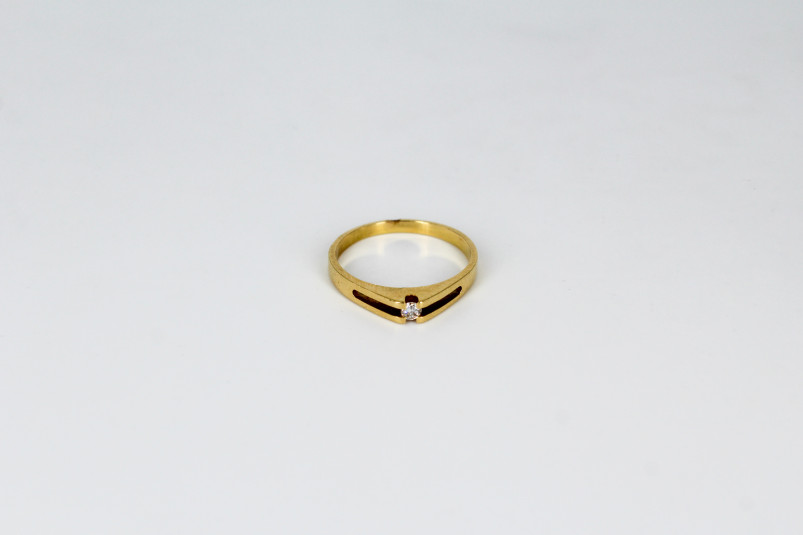Solitario de oro de 18k. de segunda mano. Joyería de ocasión | ROYALHYSTERIA