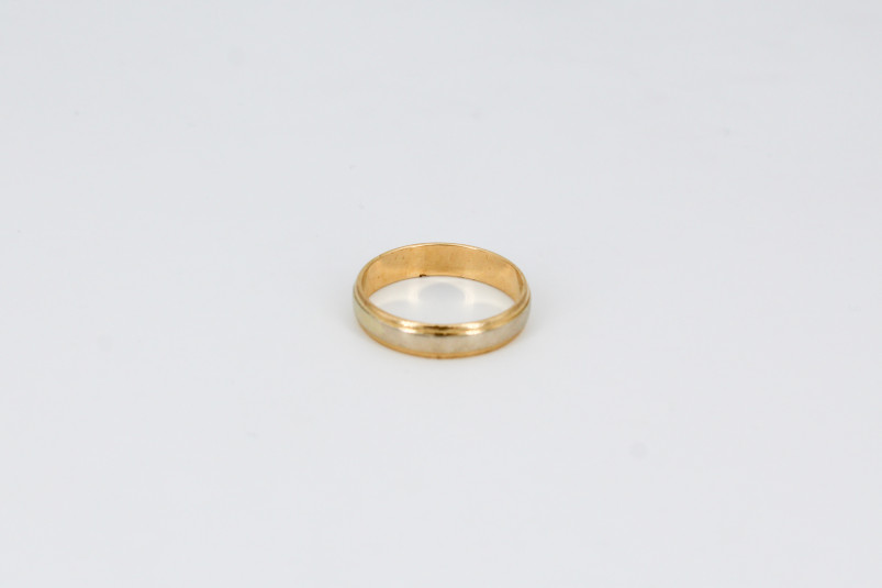Alianza de oro combinado de 18k. de segunda mano. Joyería de ocasión | ROYALHYSTERIA