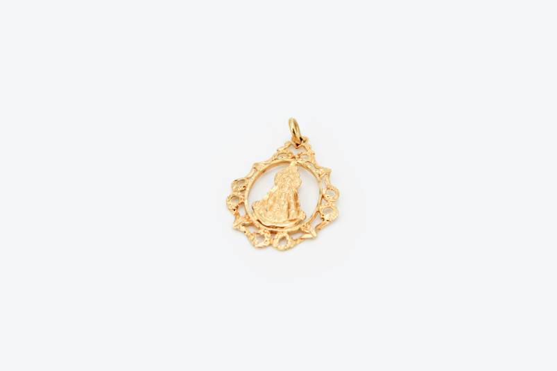 Medalla de oro de 18k. de segunda mano. Joyería de ocasión | ROYALHYSTERIA