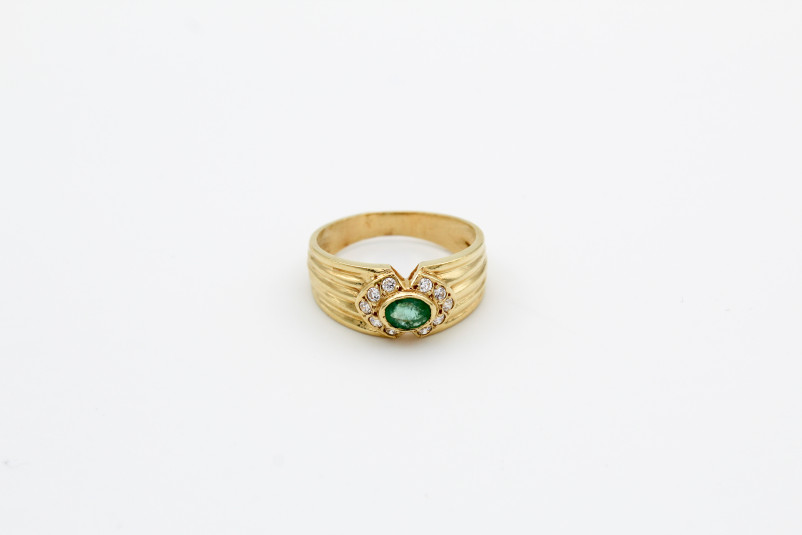 Anillo de oro de 18k. de segunda mano. Joyería de ocasión | ROYALHYSTERIA