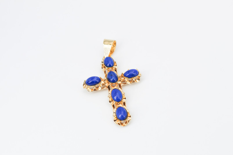 Cruz de oro de 18k. de segunda mano. Joyería de ocasión | ROYALHYSTERIA