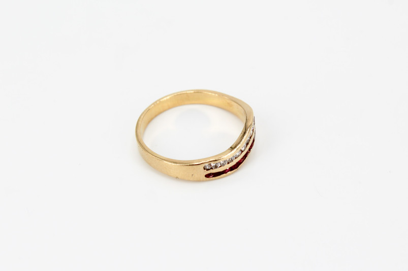Anillo de oro de 18k. de segunda mano. Joyería de ocasión | ROYALHYSTERIA