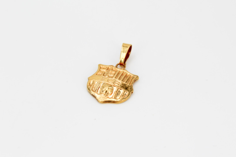 Colgante de oro de 18k. de segunda mano. Joyería de ocasión | ROYALHYSTERIA