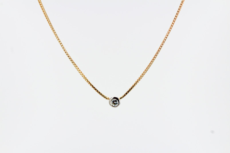 Collar de oro combinado de 18k. de segunda mano. Joyería de ocasión | ROYALHYSTERIA