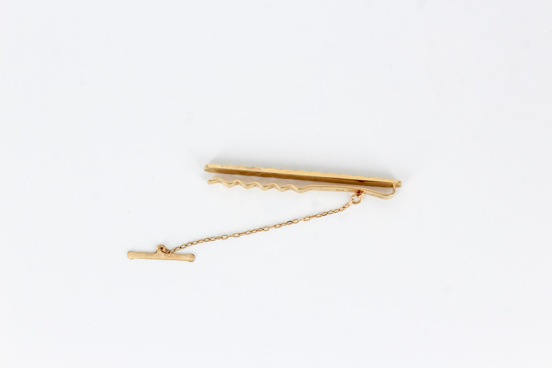 Alfiler de oro de 18k. de segunda mano. Joyería de ocasión | ROYALHYSTERIA