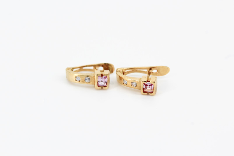 Pendiente de oro de 18k. de segunda mano. Joyería de ocasión | ROYALHYSTERIA