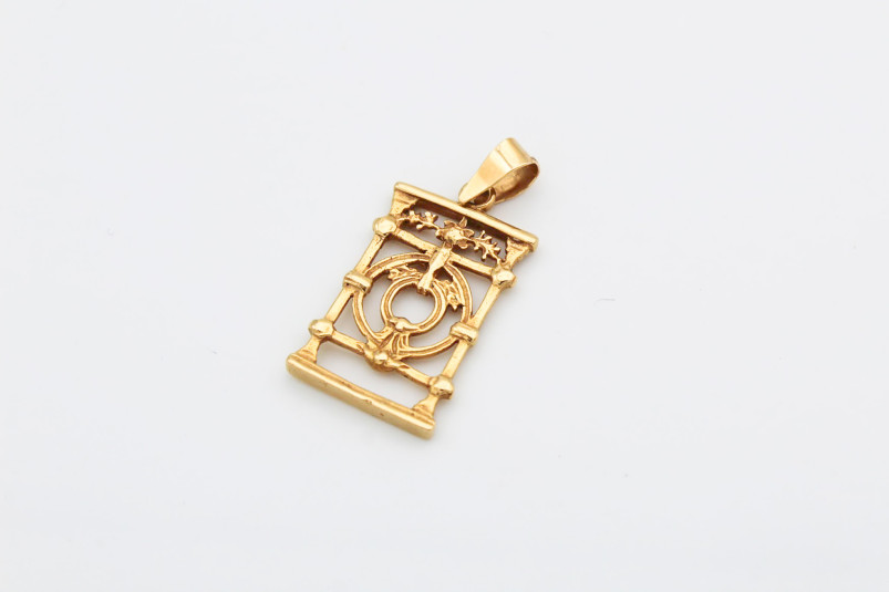 Colgante de oro de 18k. de segunda mano. Joyería de ocasión | ROYALHYSTERIA
