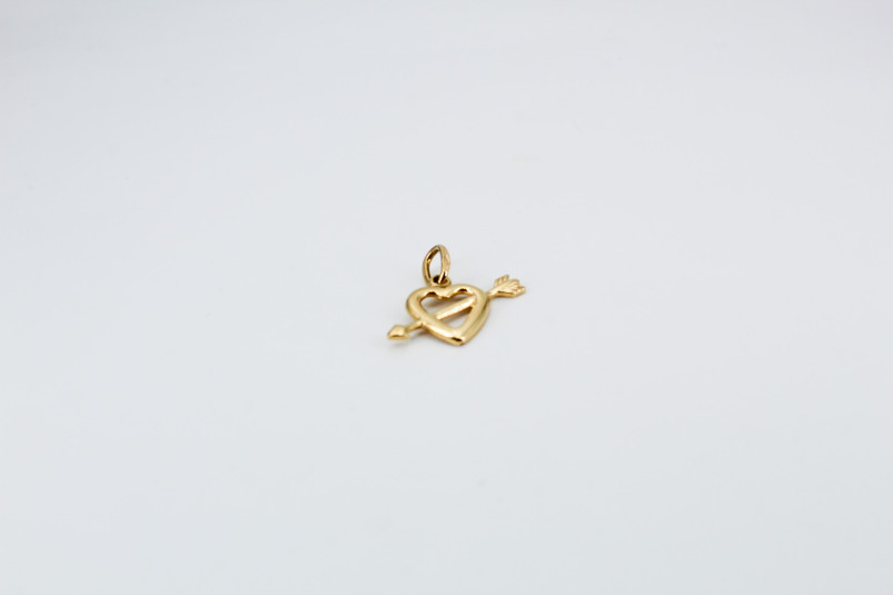 Colgante de oro de 18k. de segunda mano. Joyería de ocasión | ROYALHYSTERIA