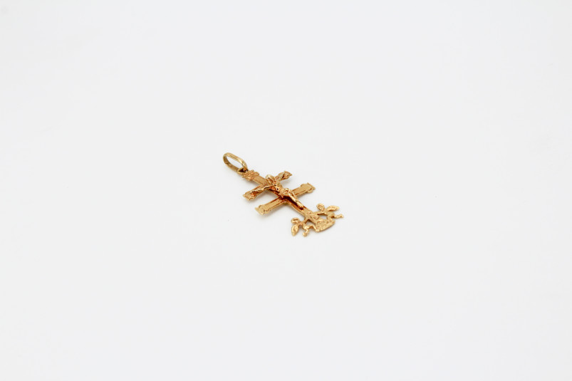 Cruz de oro de 18k. de segunda mano. Joyería de ocasión | ROYALHYSTERIA