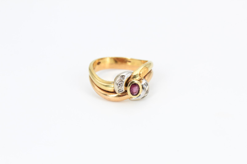 Anillo de oro combinado de 18k. de segunda mano. Joyería de ocasión | ROYALHYSTERIA