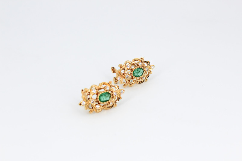 Pendiente de oro de 18k. de segunda mano. Joyería de ocasión | ROYALHYSTERIA