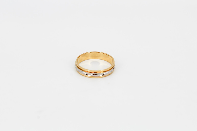 Alianza de oro combinado de 18k. de segunda mano. Joyería de ocasión | ROYALHYSTERIA