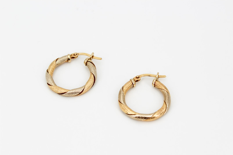 Aro de oro combinado de 18k. de segunda mano. Joyería de ocasión | ROYALHYSTERIA