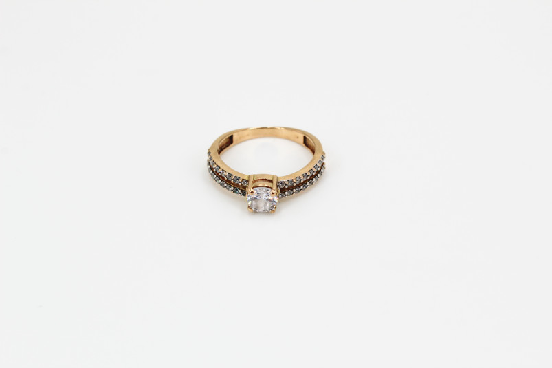 Solitario de oro de 18k. de segunda mano. Joyería de ocasión | ROYALHYSTERIA