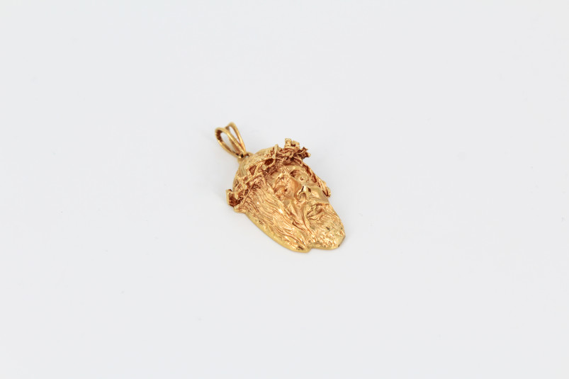 Colgante de oro de 18k. de segunda mano. Joyería de ocasión | ROYALHYSTERIA