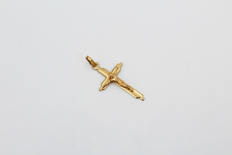 Cruz de oro de 18k. de segunda mano. Joyería de ocasión | ROYALHYSTERIA