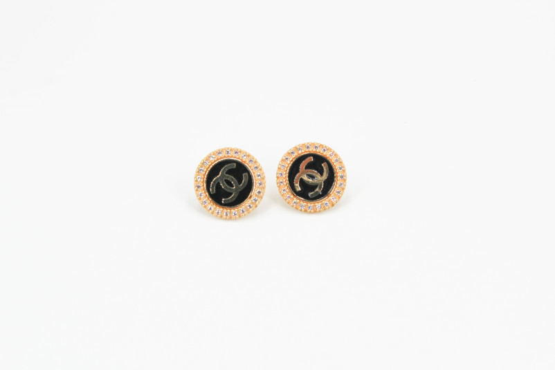 Pendiente de oro de 18k. de segunda mano. Joyería de ocasión | ROYALHYSTERIA