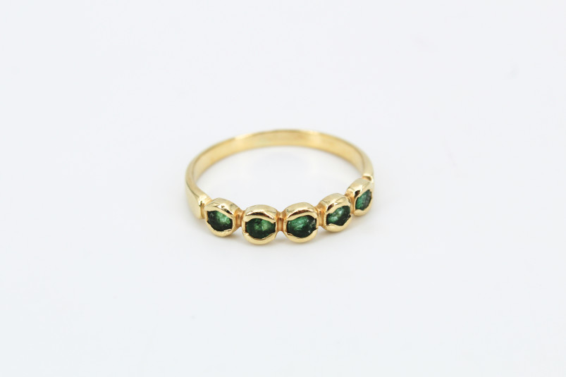 Anillo de oro de 18k. de segunda mano. Joyería de ocasión | ROYALHYSTERIA