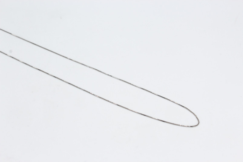 Cadena de oro blanco de 18k. de segunda mano. Joyería de ocasión | ROYALHYSTERIA