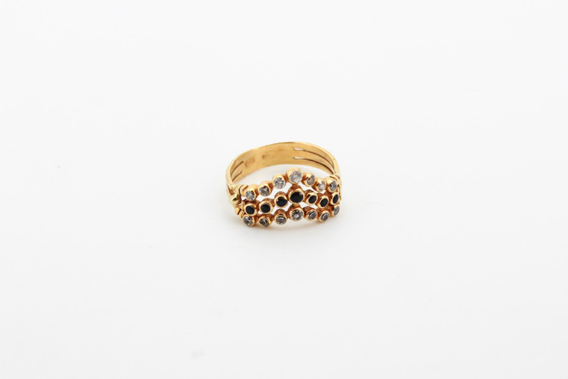 Anillo de oro de 18k. de segunda mano. Joyería de ocasión | ROYALHYSTERIA