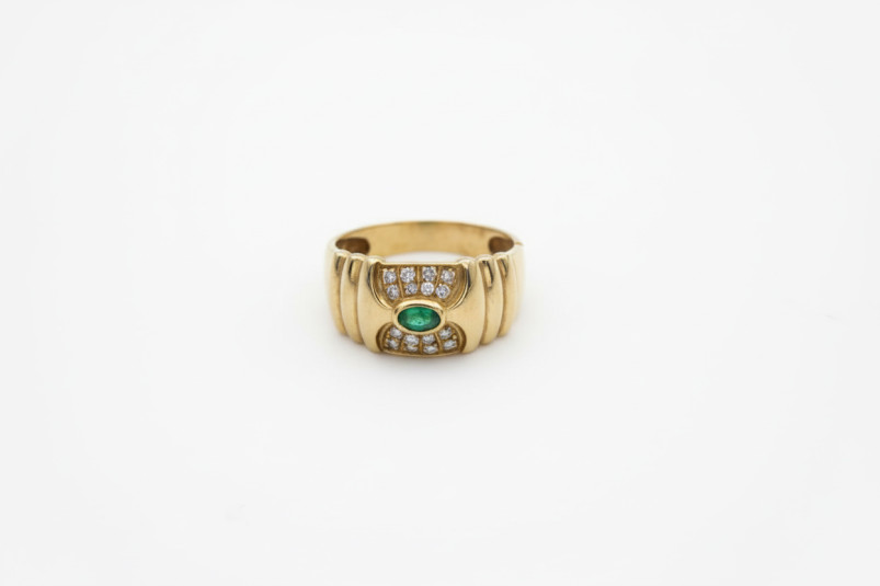 Anillo de oro de 18k. de segunda mano. Joyería de ocasión | ROYALHYSTERIA
