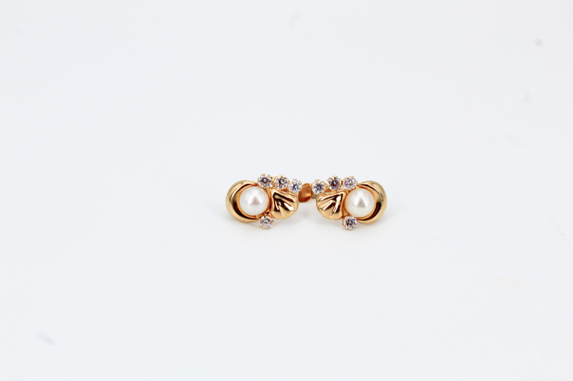 Pendiente de oro de 18k. de segunda mano. Joyería de ocasión | ROYALHYSTERIA