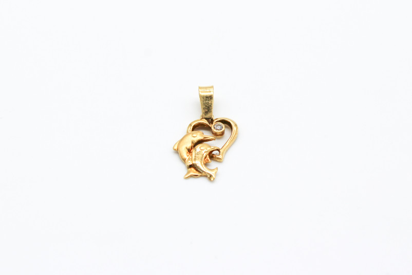 Colgante de oro de 18k. de segunda mano. Joyería de ocasión | ROYALHYSTERIA