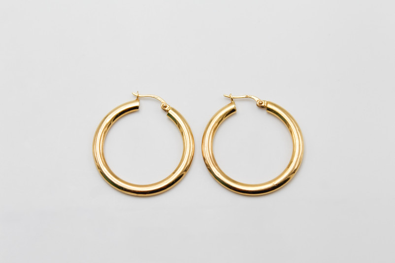 Aro de oro de 18k. de segunda mano. Joyería de ocasión | ROYALHYSTERIA
