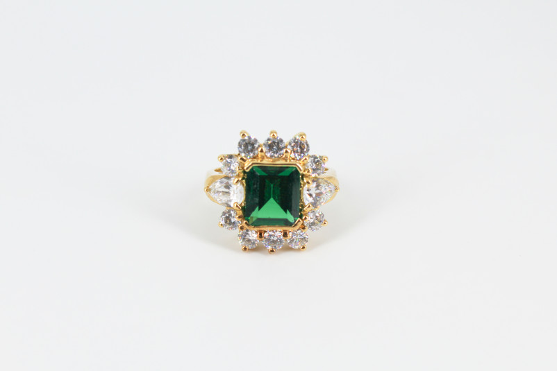 Anillo de oro de 18k. de segunda mano. Joyería de ocasión | ROYALHYSTERIA