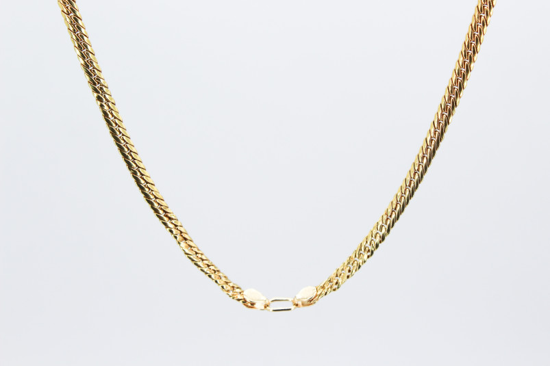 Gargantilla de oro de 18k. de segunda mano. Joyería de ocasión | ROYALHYSTERIA
