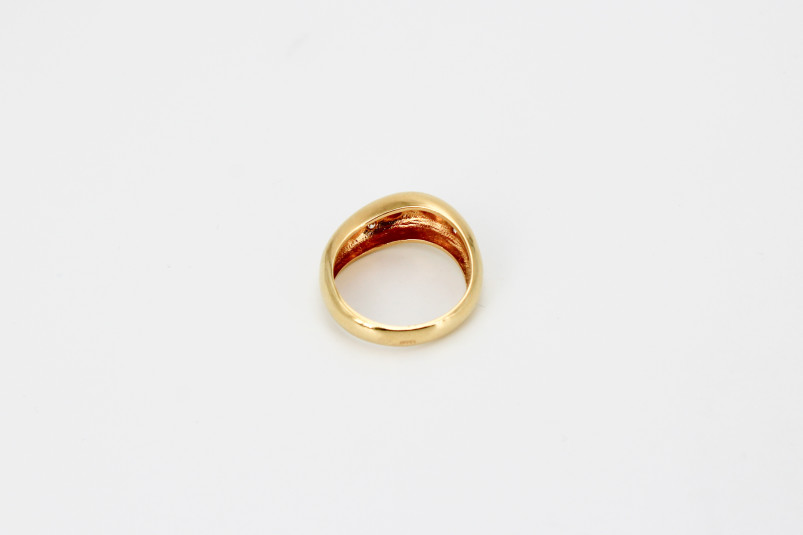 Anillo de oro de 18k. de segunda mano. Joyería de ocasión | ROYALHYSTERIA