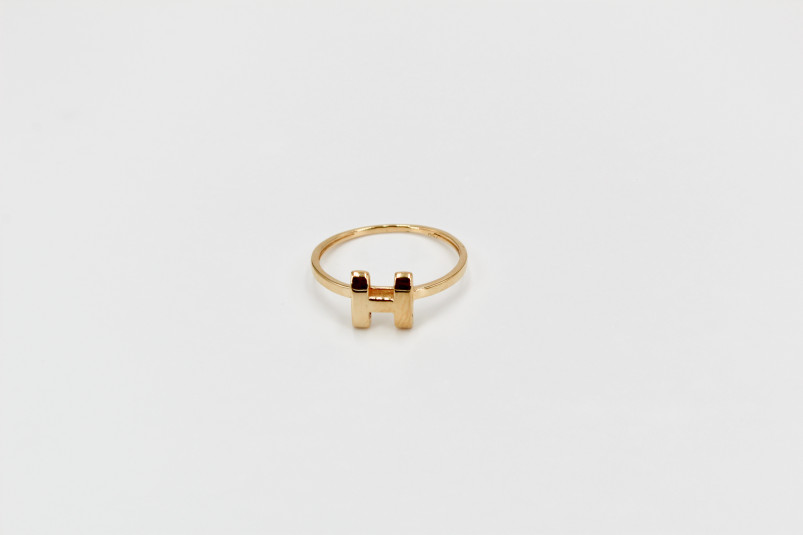 Anillo de oro de 18k. de segunda mano. Joyería de ocasión | ROYALHYSTERIA