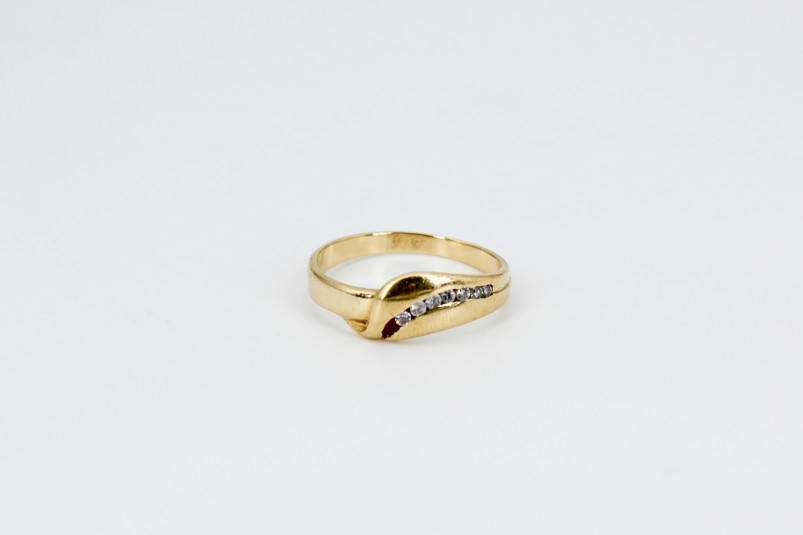 Anillo de oro de 18k. de segunda mano. Joyería de ocasión | ROYALHYSTERIA