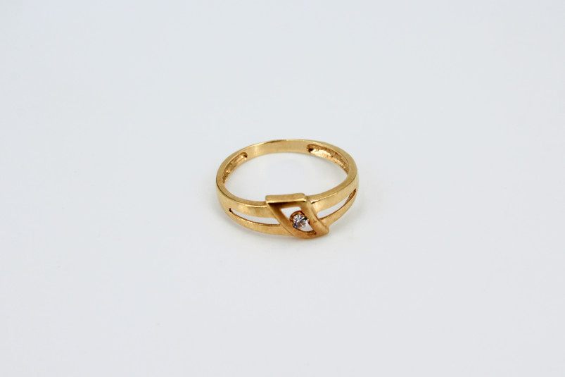 Anillo de oro de 18k. de segunda mano. Joyería de ocasión | ROYALHYSTERIA