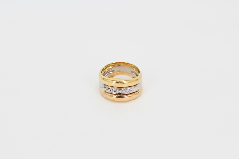 Anillo de oro combinado de 18k. de segunda mano. Joyería de ocasión | ROYALHYSTERIA