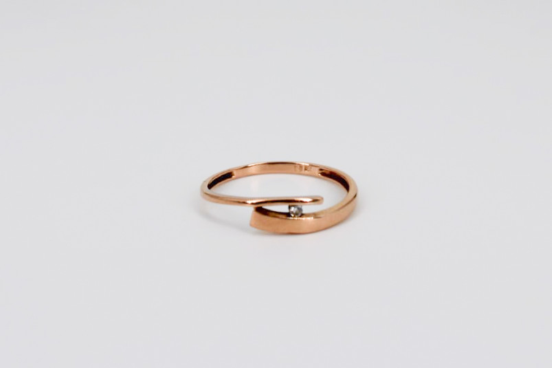Solitario de oro de 18k. de segunda mano. Joyería de ocasión | ROYALHYSTERIA