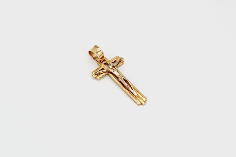 Cruz de oro de 18k. de segunda mano. Joyería de ocasión | ROYALHYSTERIA