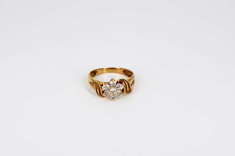 Anillo de oro de 18k. de segunda mano. Joyería de ocasión | ROYALHYSTERIA
