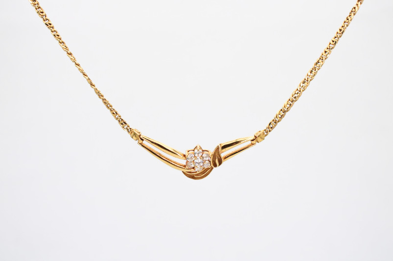 Gargantilla de oro de 18k. de segunda mano. Joyería de ocasión | ROYALHYSTERIA