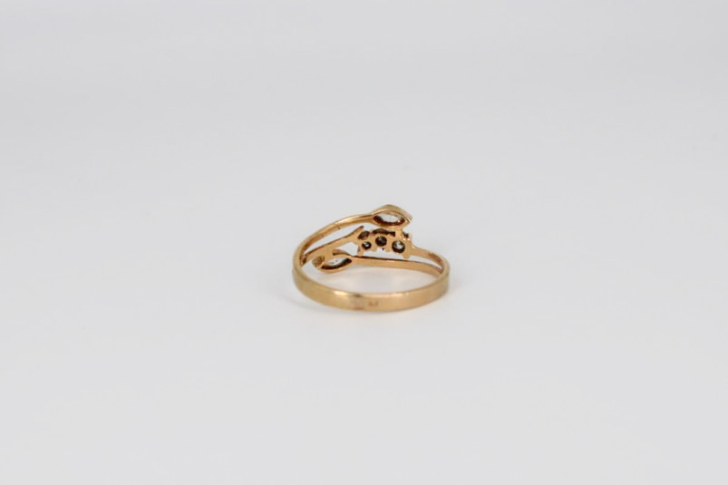Anillo de oro de 18k. de segunda mano. Joyería de ocasión | ROYALHYSTERIA