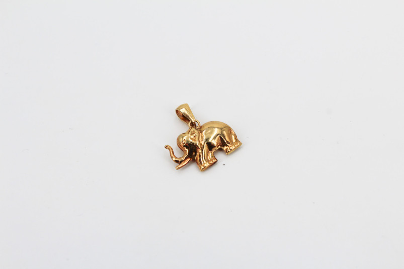 Colgante de oro de 18k. de segunda mano. Joyería de ocasión | ROYALHYSTERIA