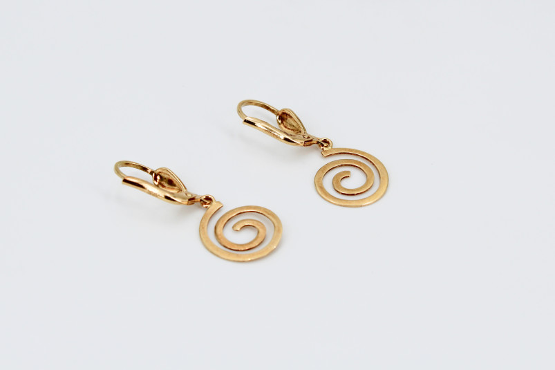 Pendiente de oro de 18k. de segunda mano. Joyería de ocasión | ROYALHYSTERIA