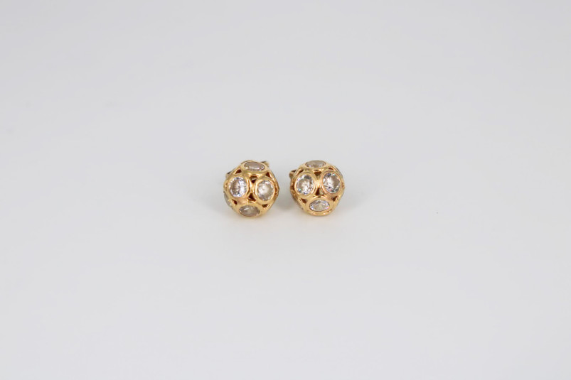 Pendiente de oro de 18k. de segunda mano. Joyería de ocasión | ROYALHYSTERIA