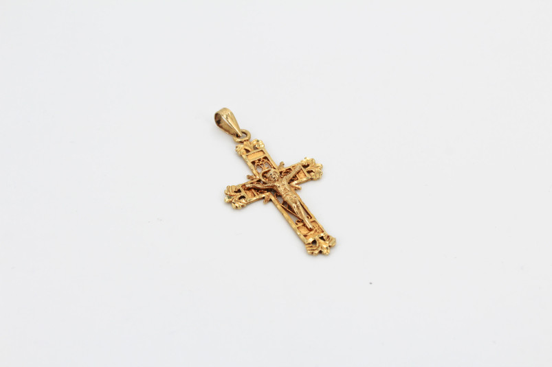Cruz de oro de 18k. de segunda mano. Joyería de ocasión | ROYALHYSTERIA
