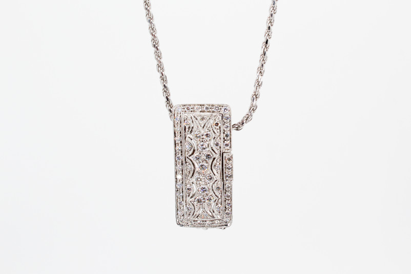 Collar de oro blanco de 18k con diamantes. de segunda mano. Joyería de ocasión | ROYALHYSTERIA