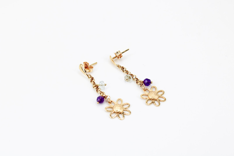Pendiente de oro de 18k. de segunda mano. Joyería de ocasión | ROYALHYSTERIA